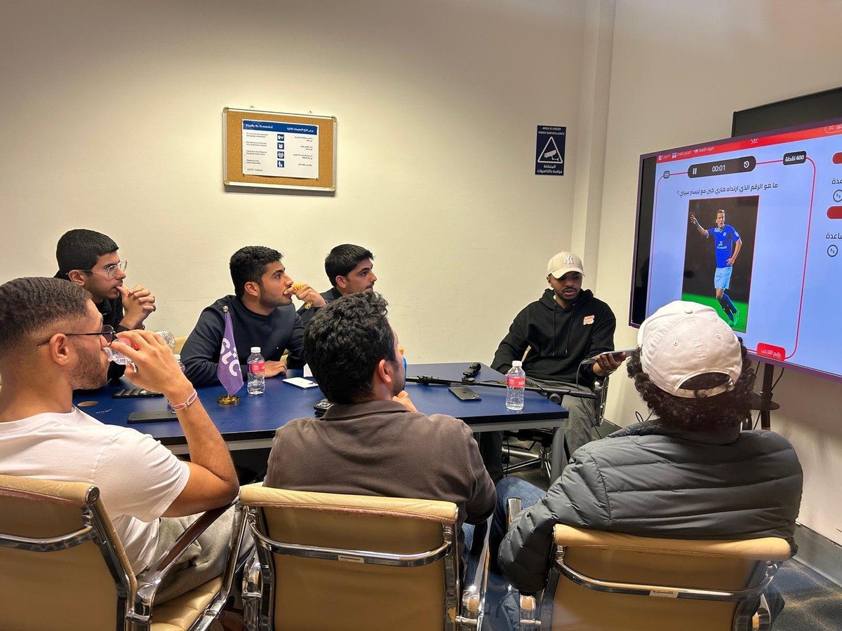 GUST Library Hosts PR Club’s Q&A Competition - Library