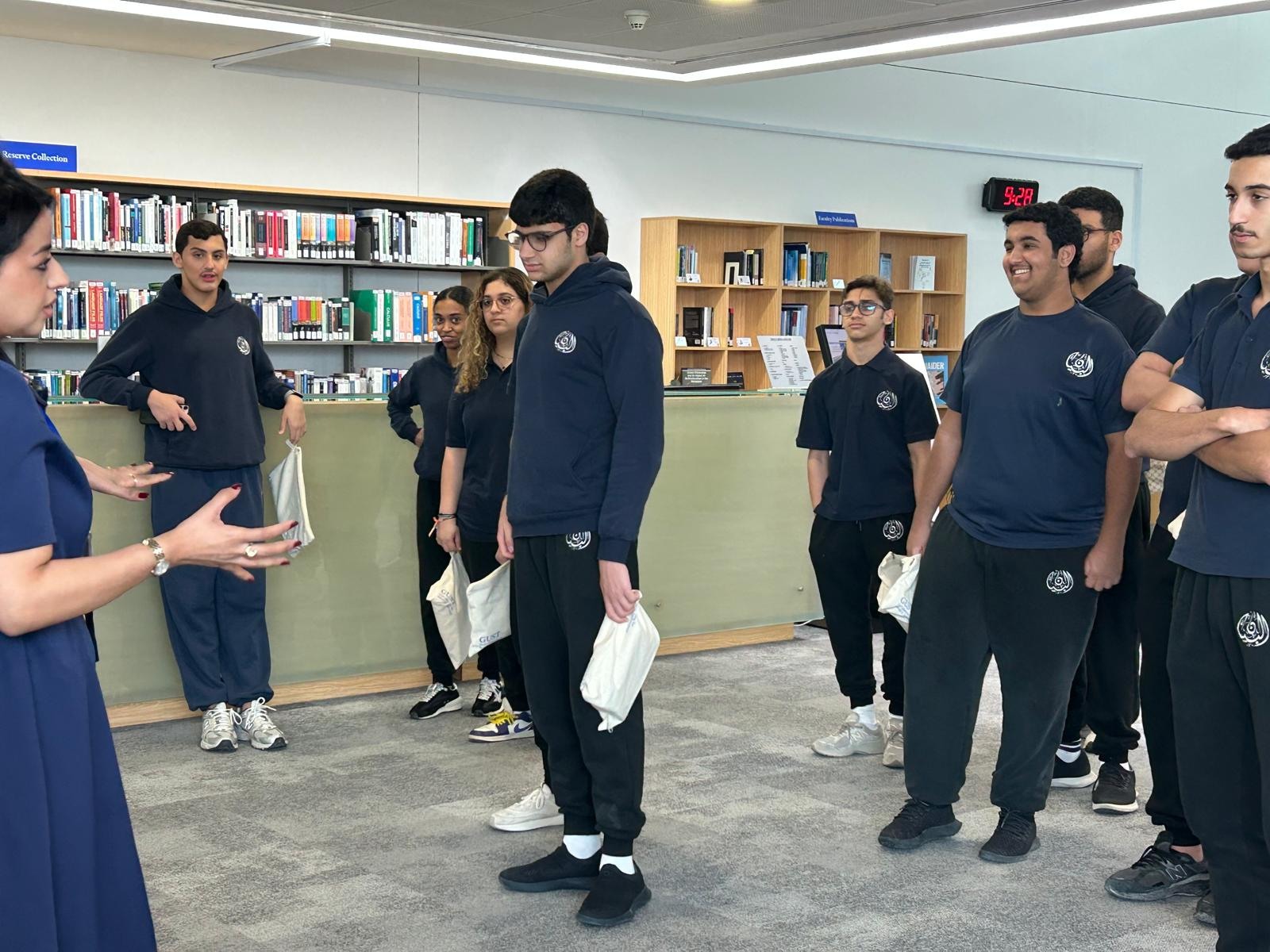 GUST Library Welcomes Visits from Local Schools