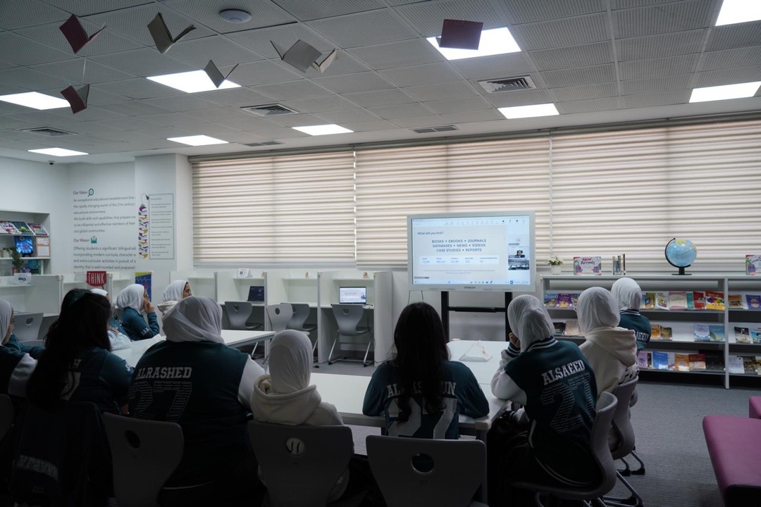 GUST Library Delivers Talk for Grade 12 Students