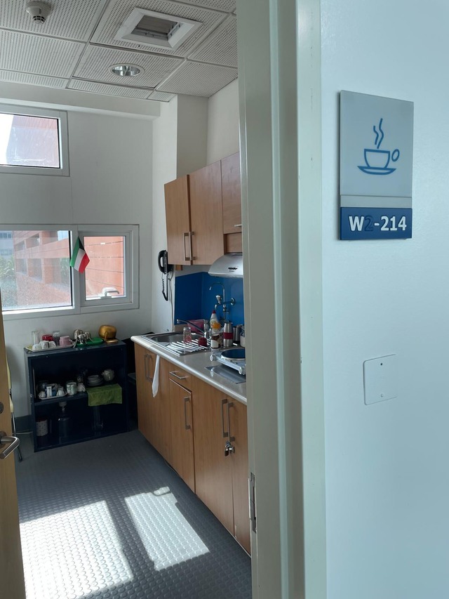 gust kitchen 2.jpeg